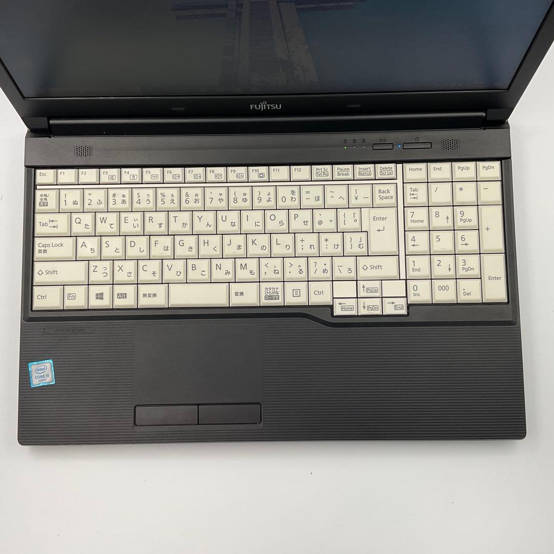 【格安】富士通LIFEBOOKA576/Core i5第6世代/SSD256GB