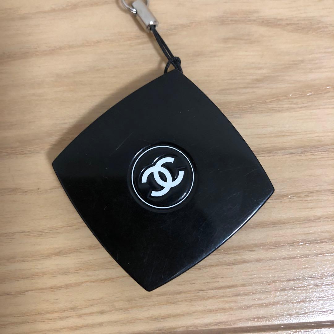 CHANEL ミラーチャーム