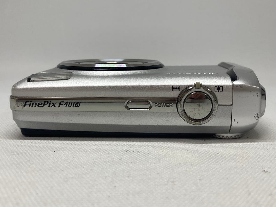 概ね美品　FUJIFILM　FinePix F40fd　撮影例有　c01a238