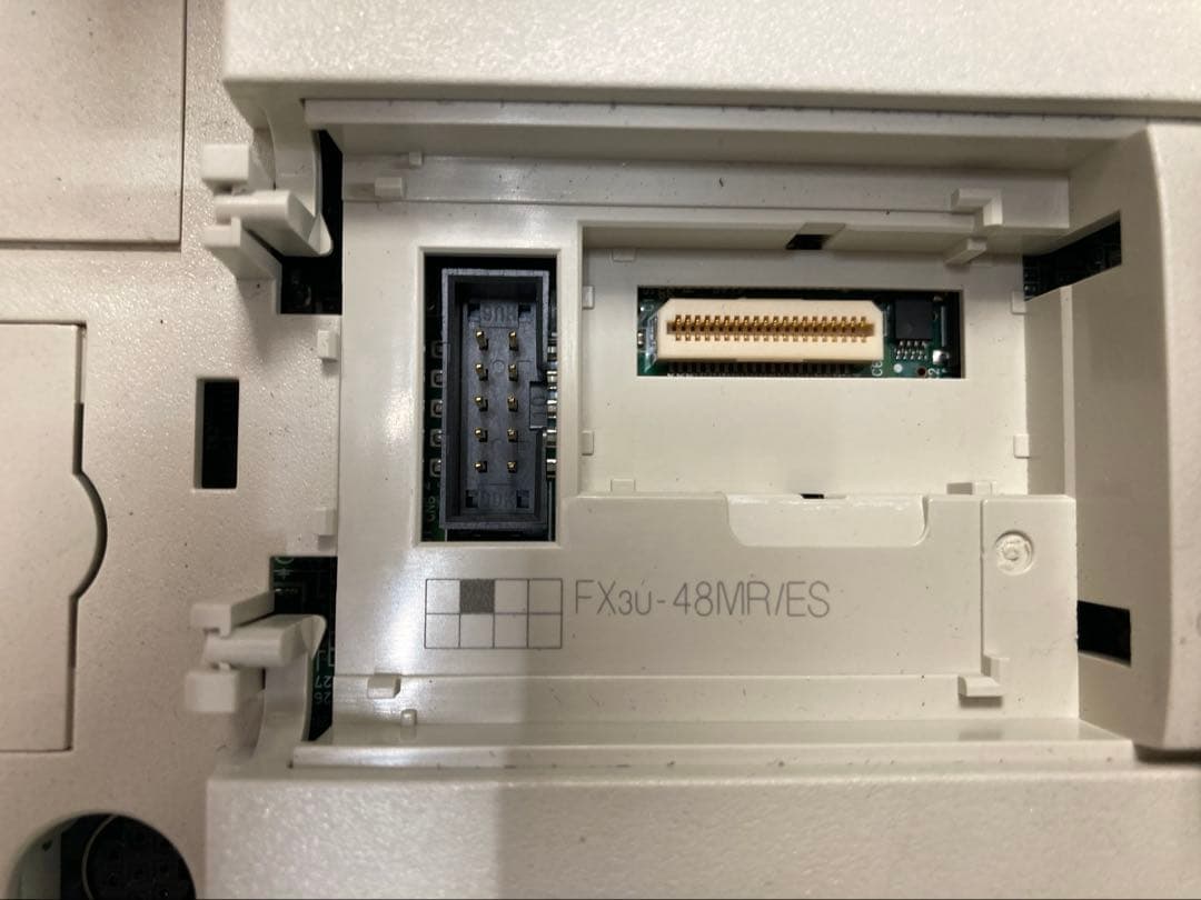 三菱電機　FX3U-48MR/ES 訳あり