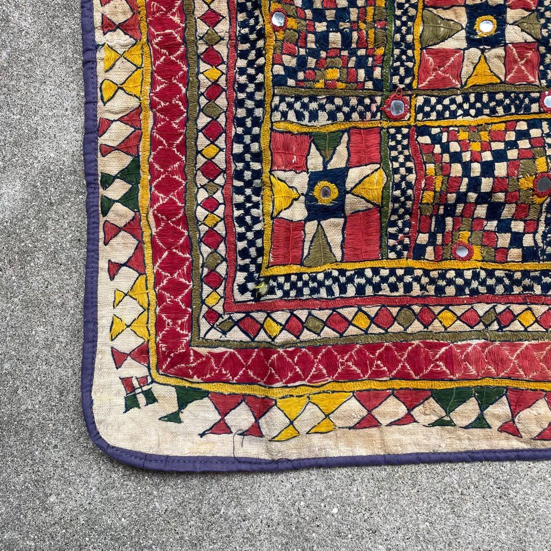 バンジャラ ヴィンテージ ミラー刺繍 古布