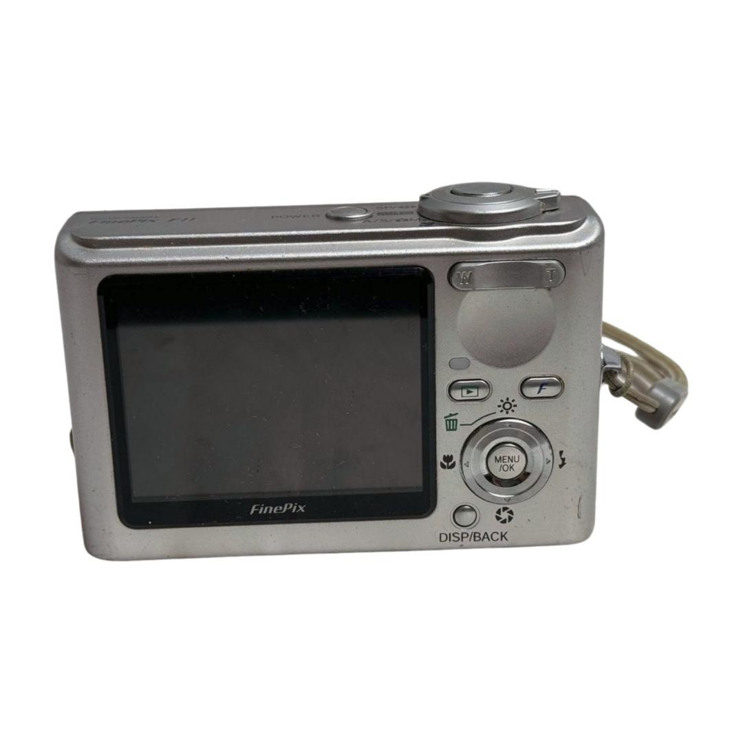 FUJIFILM 富士フイルム FinePix F11 コンパクトカメラ