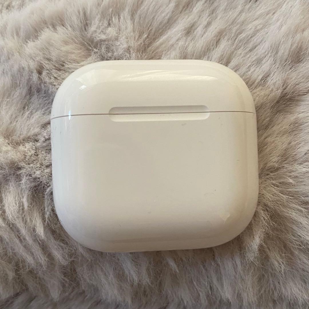 【超美品！最終値下げ！】AirPods4 ノイズキャンセリング無し