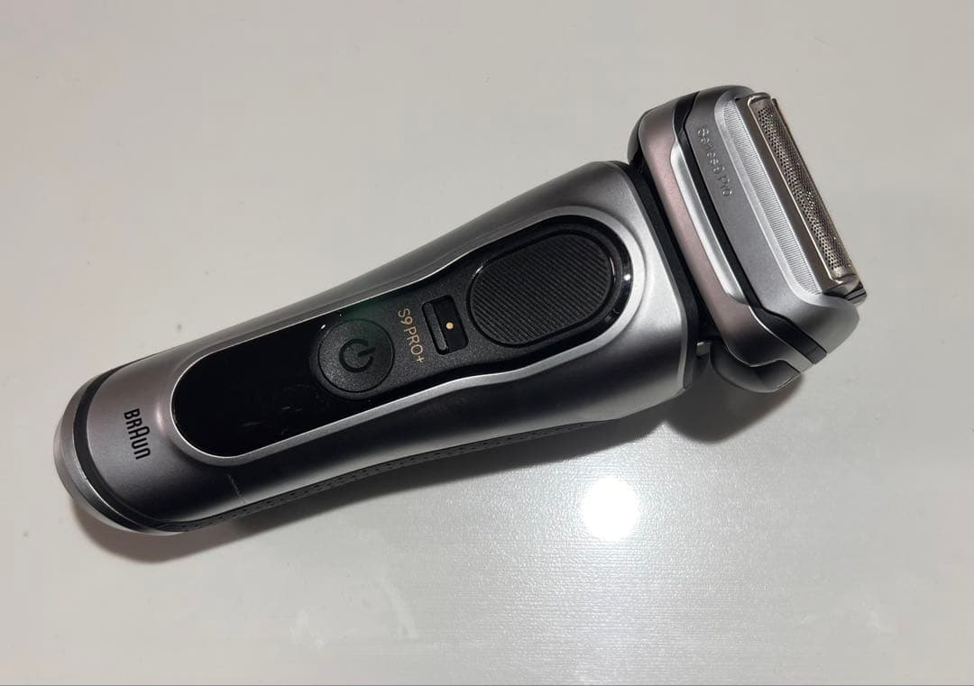 ブラウン　Series 9 Pro+ メンズ電気シェーバー