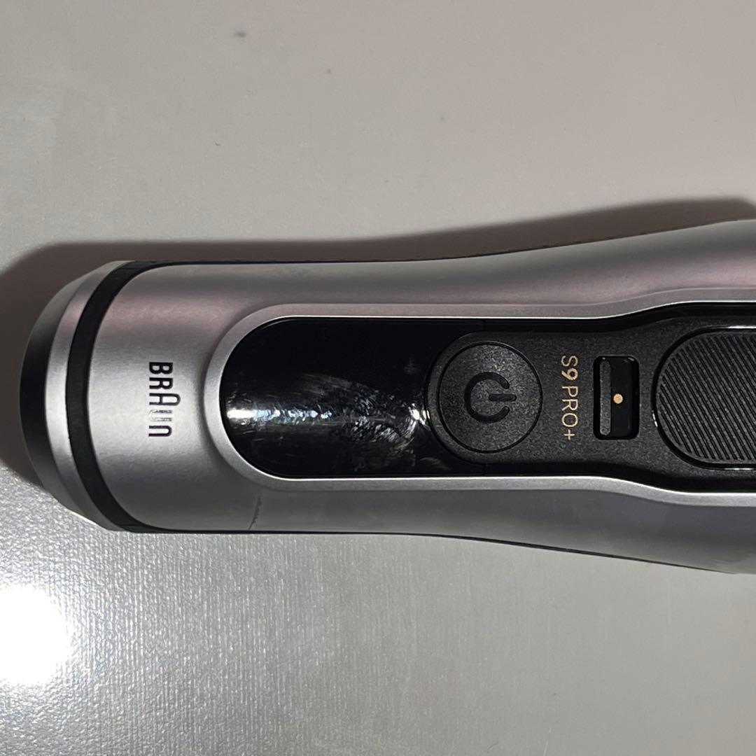 ブラウン　Series 9 Pro+ メンズ電気シェーバー