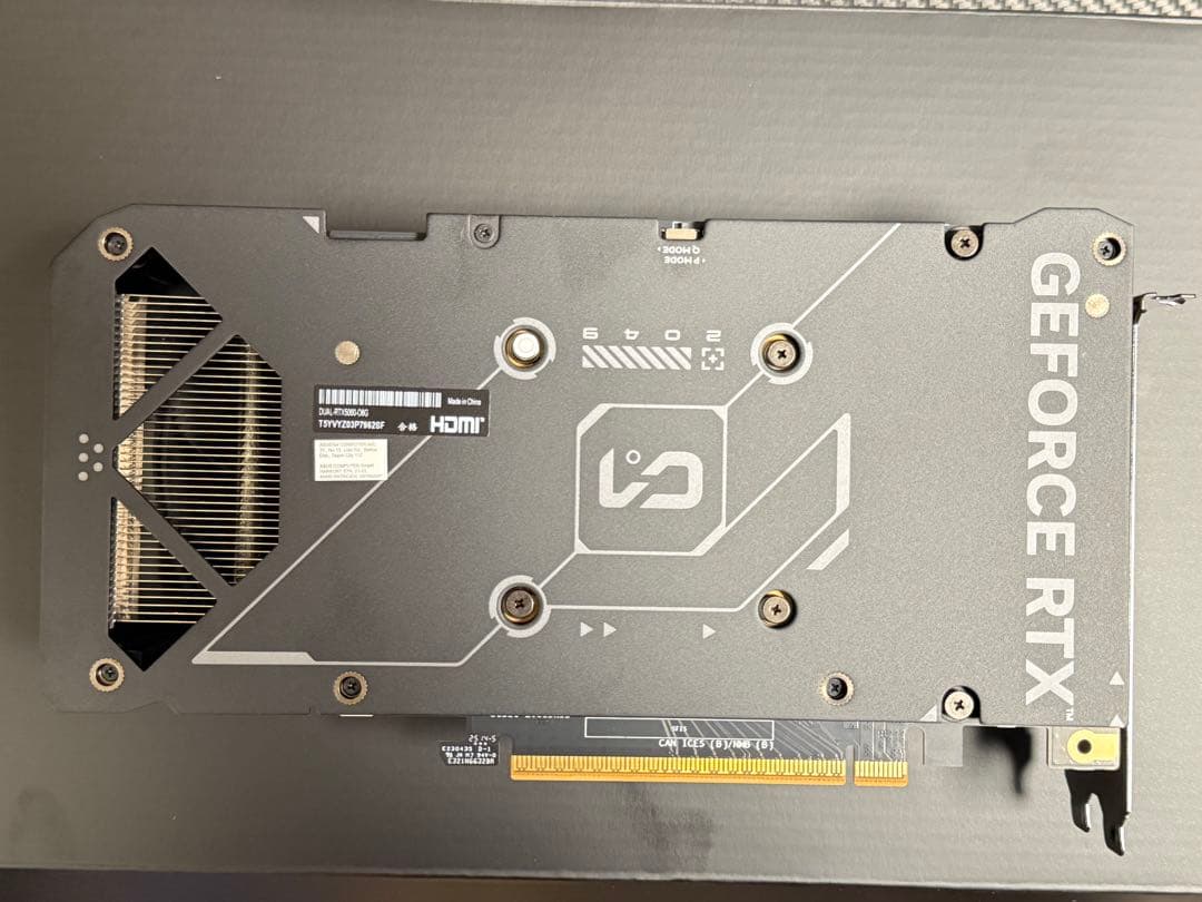 グラフィックボード・グラボ・ビデオカード ASUS GeForce RTX 5060 OC Edition 8GB