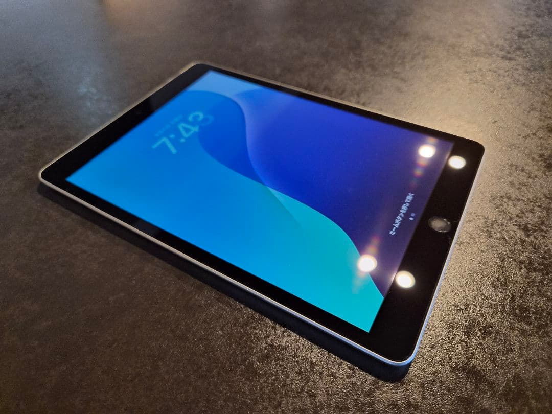 【バッテリー最大残量98%】iPad 第９世代Cellularモデル 64GB