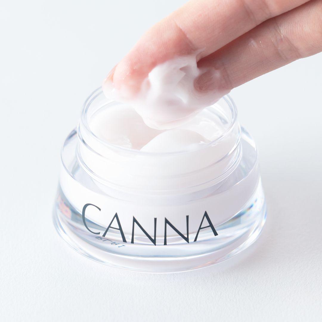 CANNAの乳液とクリームセット。