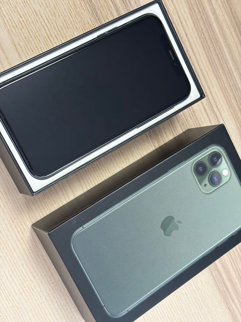 Apple iPhone 11 Pro ミッドナイトグリーン 本体