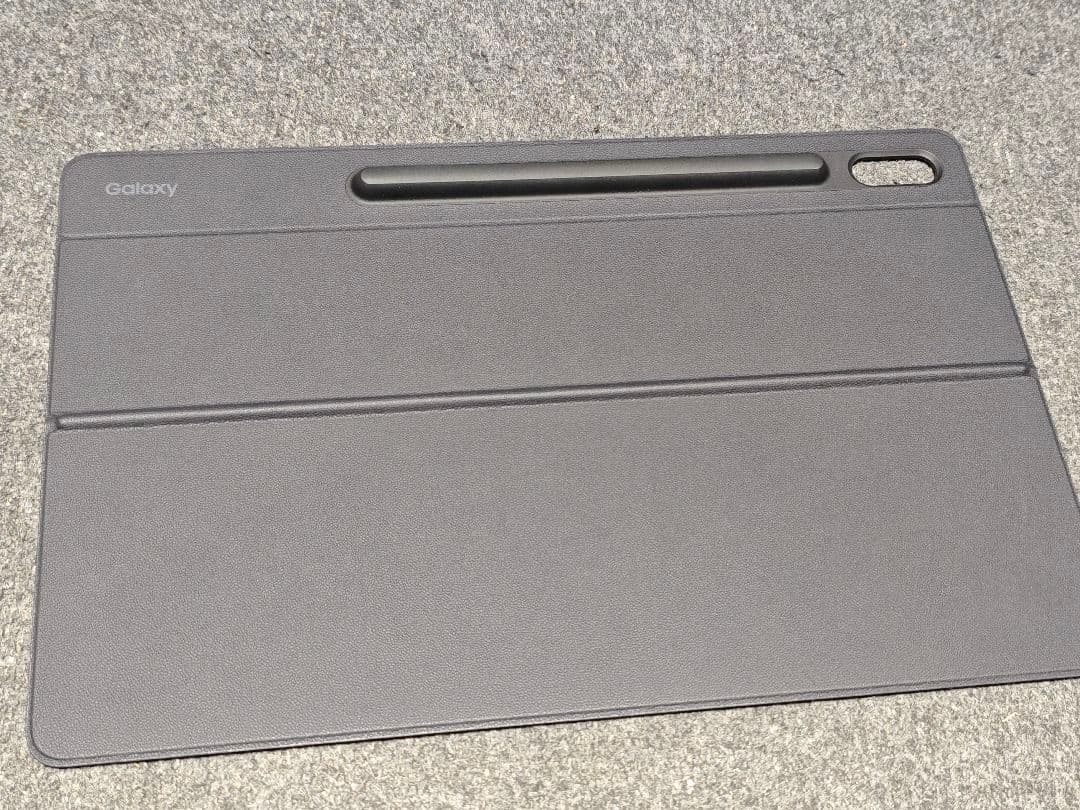純正 Galaxy Tab S8+ Book Cover Keyboard