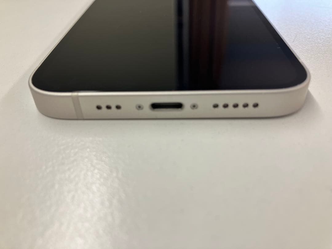【美品】Apple iPhone 12 ホワイト 64GB本体