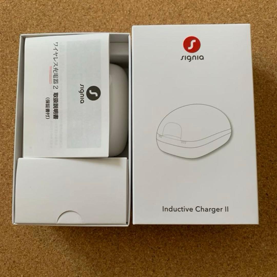 シグニア補聴器付属品：ワイヤレス充電器２、収納ケース、ブラシ、乾燥カップのセット