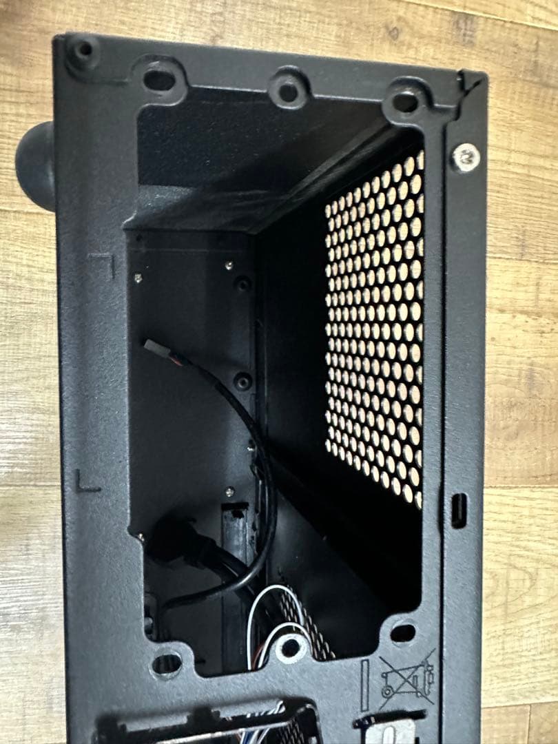 Silverstone mini atx用ケース ＆ SFX電源