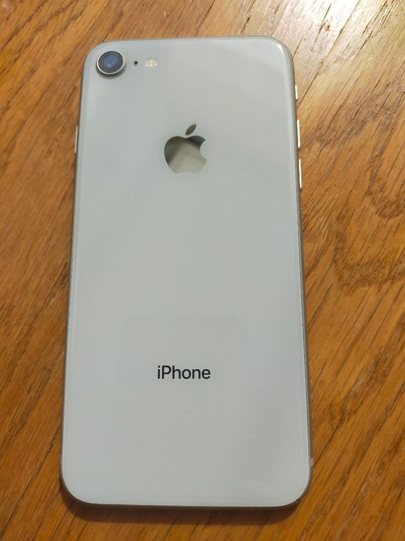 iPhone8 64GB 本体 バッテリー100%