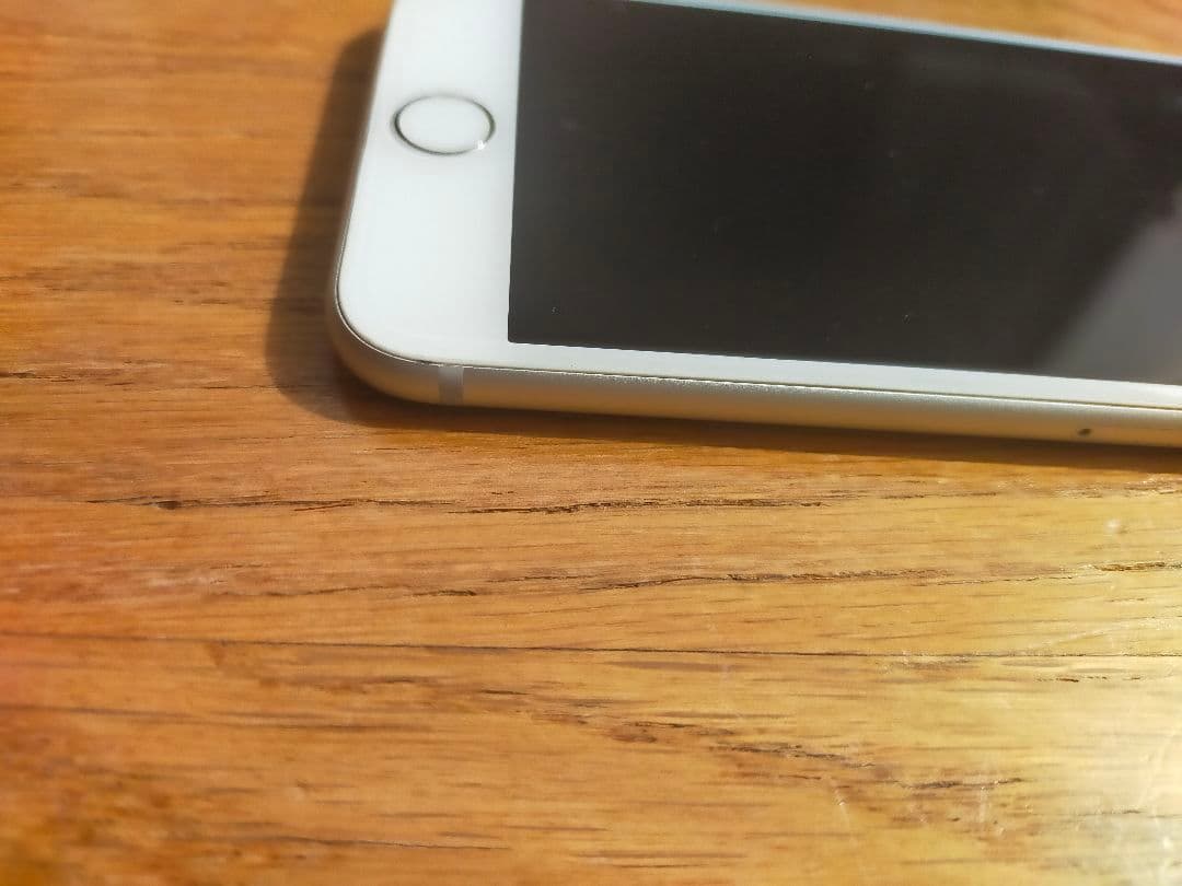 iPhone8 64GB 本体 バッテリー100%