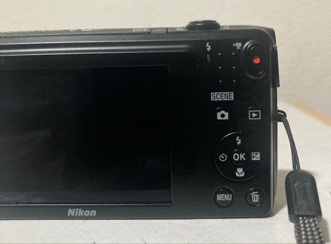 Nikon COOLPIX A300コンパクトデジタルカメラ 本体のみ