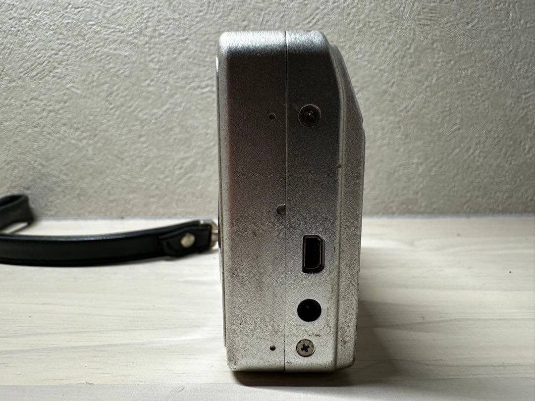 【完動品】PENTAX Optio S50 コンパクトデジタルカメラ　シルバー