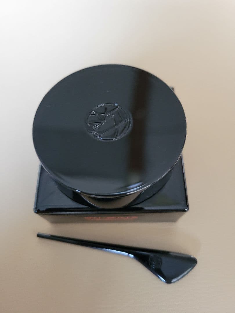 shu uemura unlimited careモチバーム スパチュラ付き