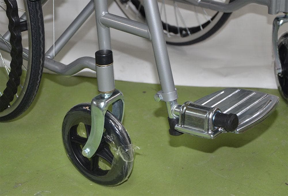 軽量 コンパクト 自走介助 車いす 折りたたみ 介助式車椅子 簡易トイレ夜間頻尿