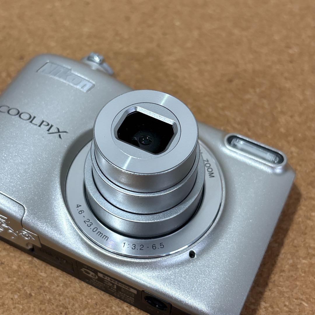 実写美⭕️美品 Nikon COOLPIX L28 単三電池