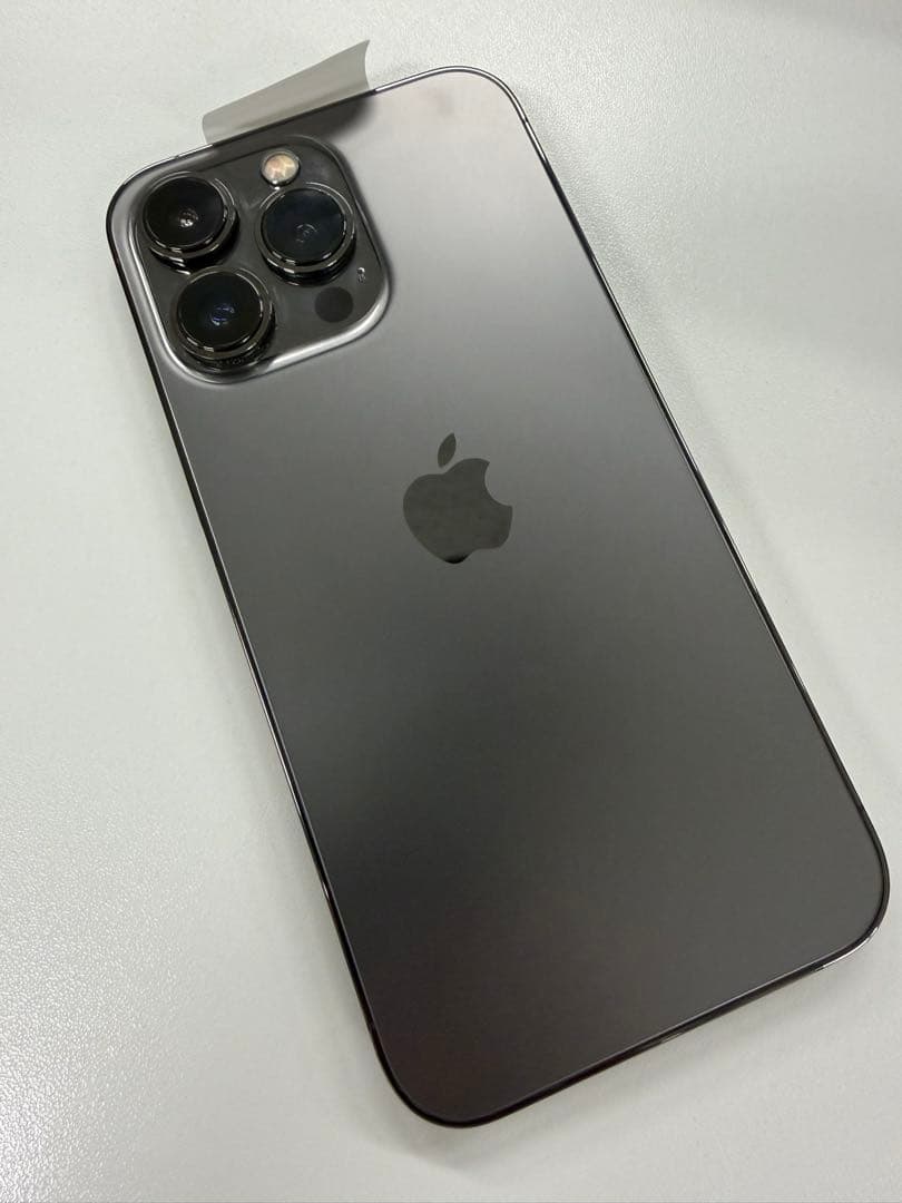 Apple iPhone 13 Pro グラファイト256GB 画面にひびあり