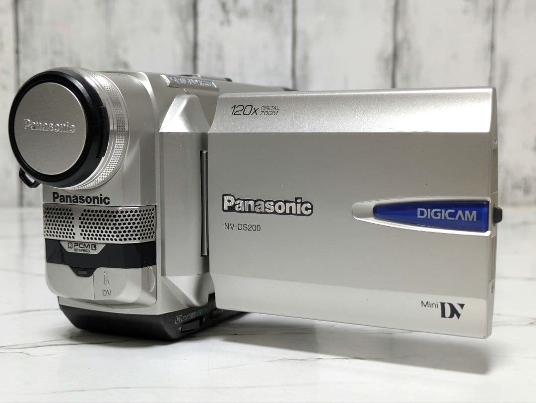 ② Panasonic　NV-DS200　MiniDV対応　(再生機)