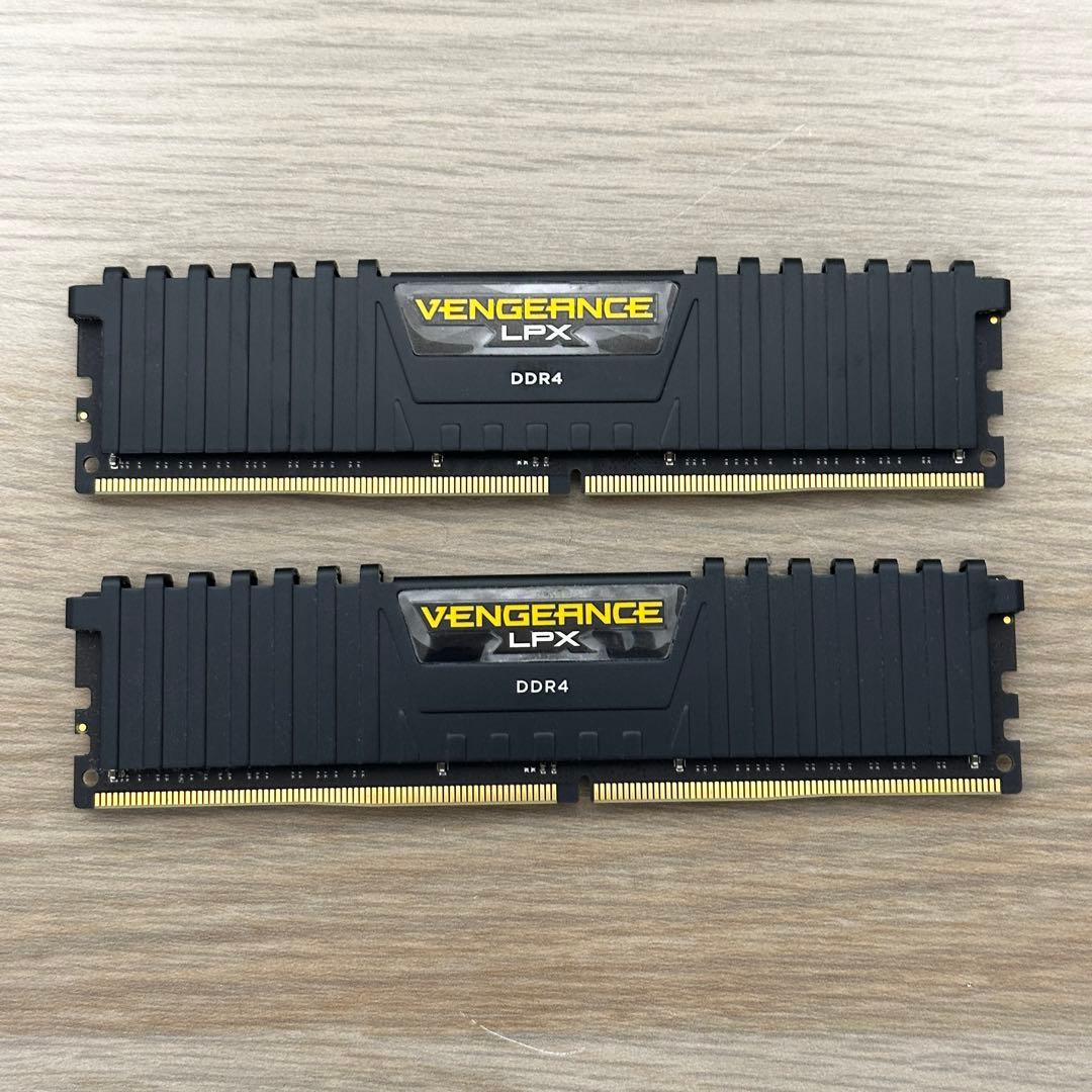 CORSAIR DDR4 メモリ 32GB(16GB×2)