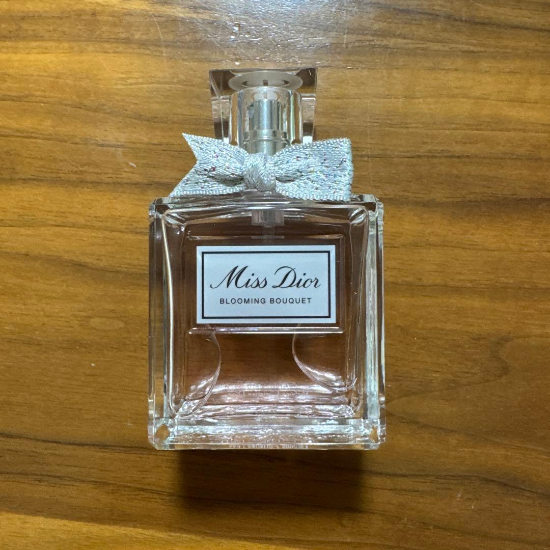 ニカ★ミスディオール ブルーミングブーケ オードゥトワレ 50ml