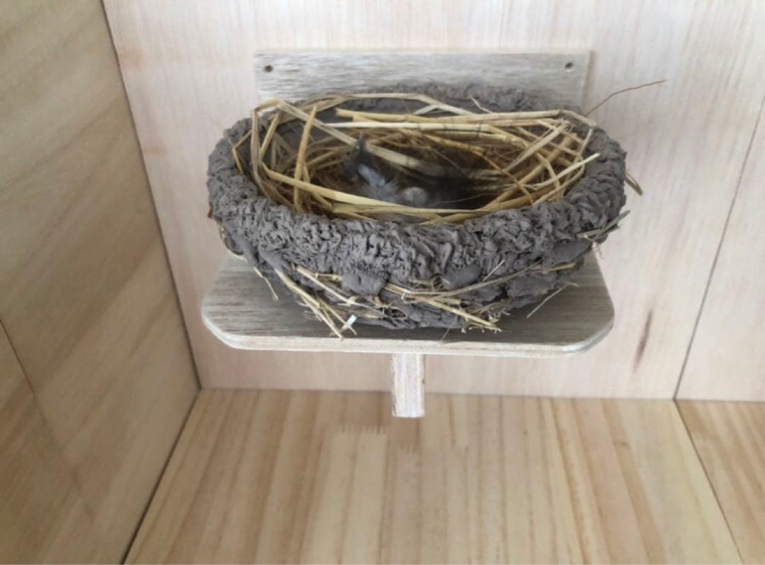 ツバメの人工巣　置き型用タイプ（お椀型）台座付き　新品・未使用品　25-b7