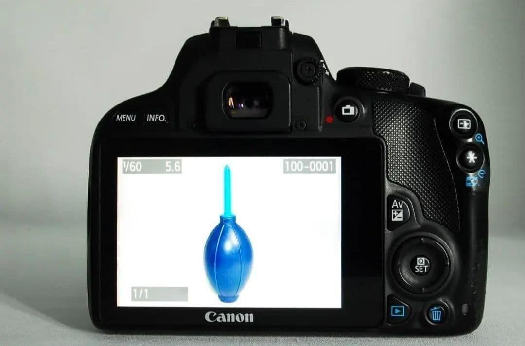 ⭐️届いてすぐ使える⭐️Canon Kiss X7一眼レフカメラ バッグ付き