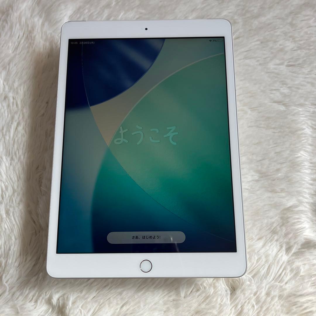 【完動品】iPad 第8世代 128GB SIMフリー【すぐ発送】【付属品】