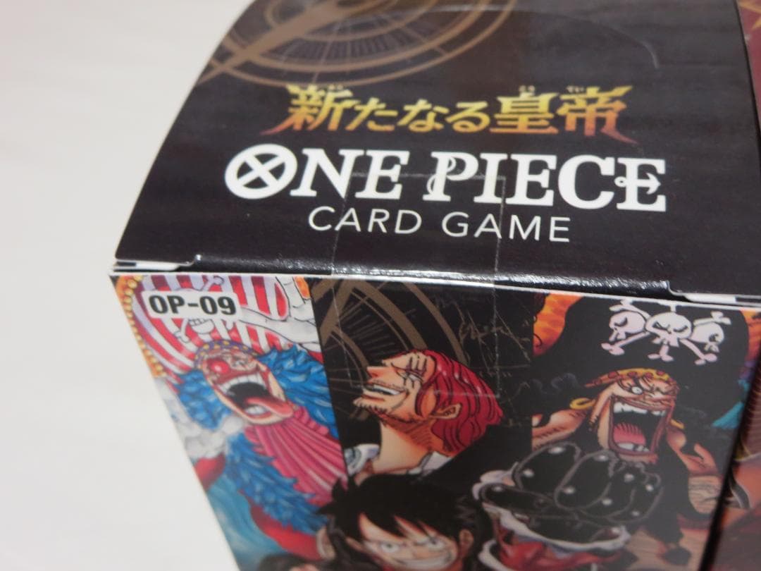 【未開封テープ付】ワンピースカード　4BOXまとめ売り　新時代の主役他