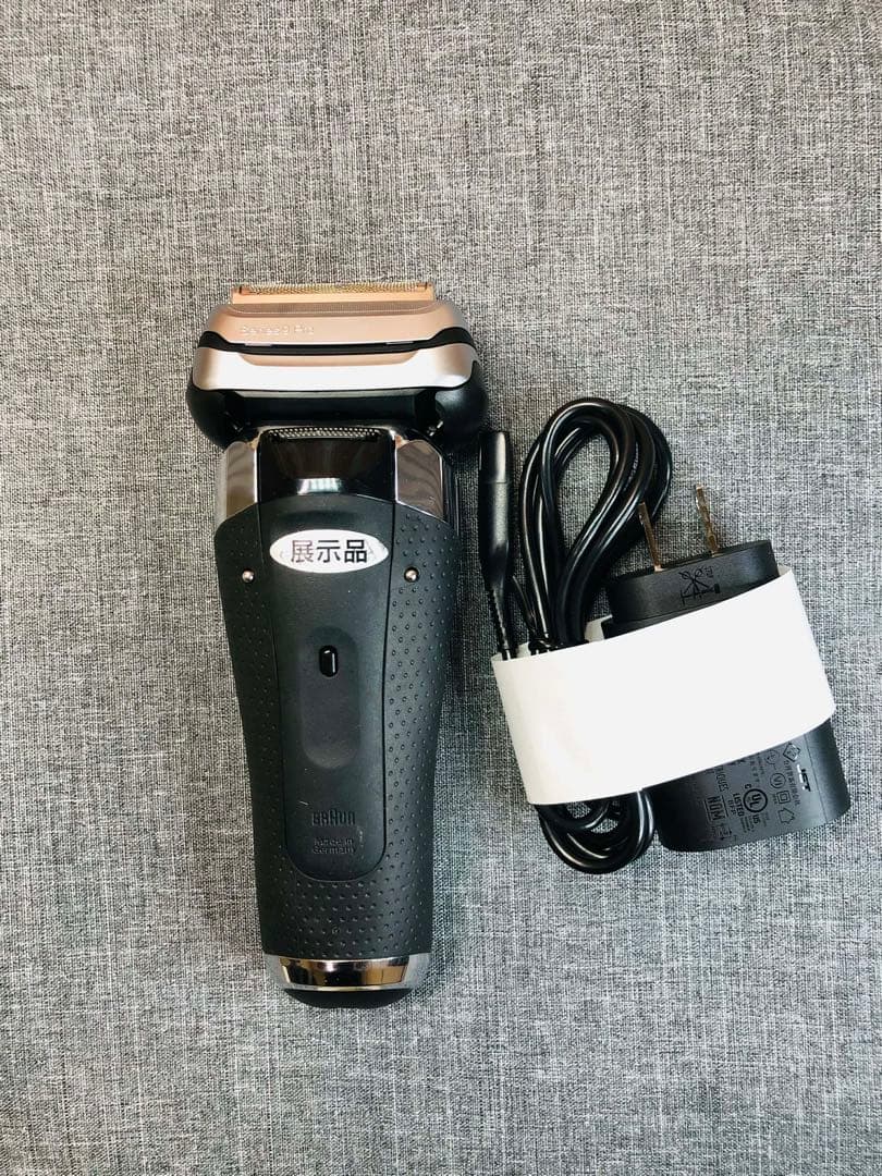 【展示、未使用品】BRAUN シリーズ9 Pro 9466cc メンズシェーバー