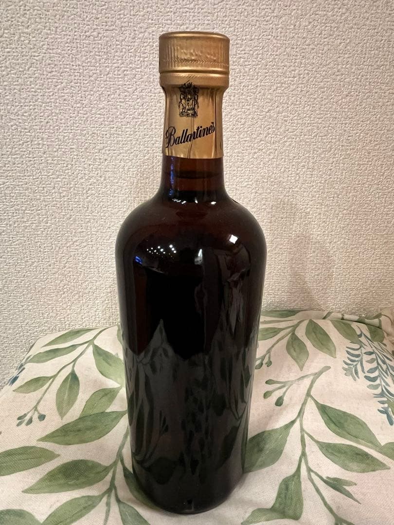 バランタイン　Ballantine's 30年 スコッチウイスキー 750ml