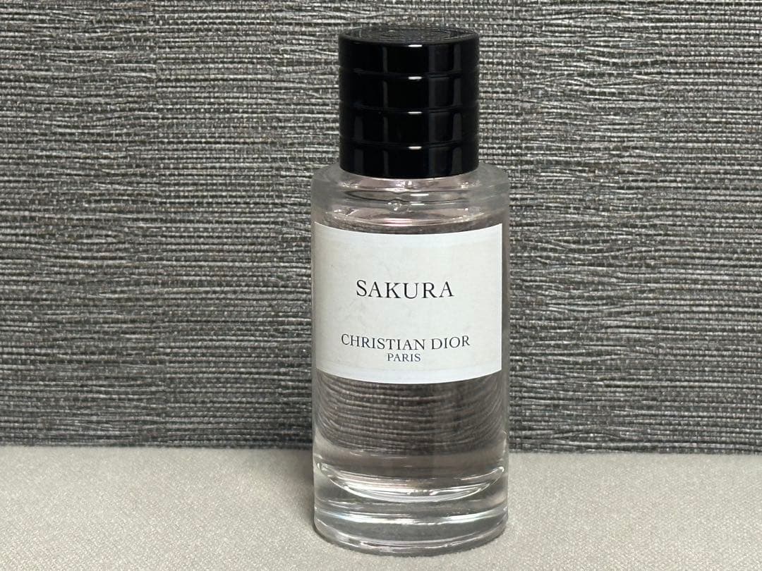 CHRISTIAN DIOR SAKURA 香水 40ml ユニセックス