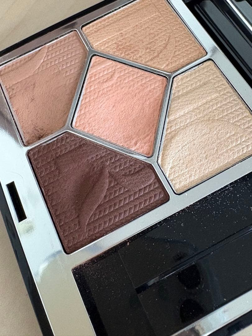 DIOR⭐︎サンク クルール クチュール 523 ベージュ クチュール限定色