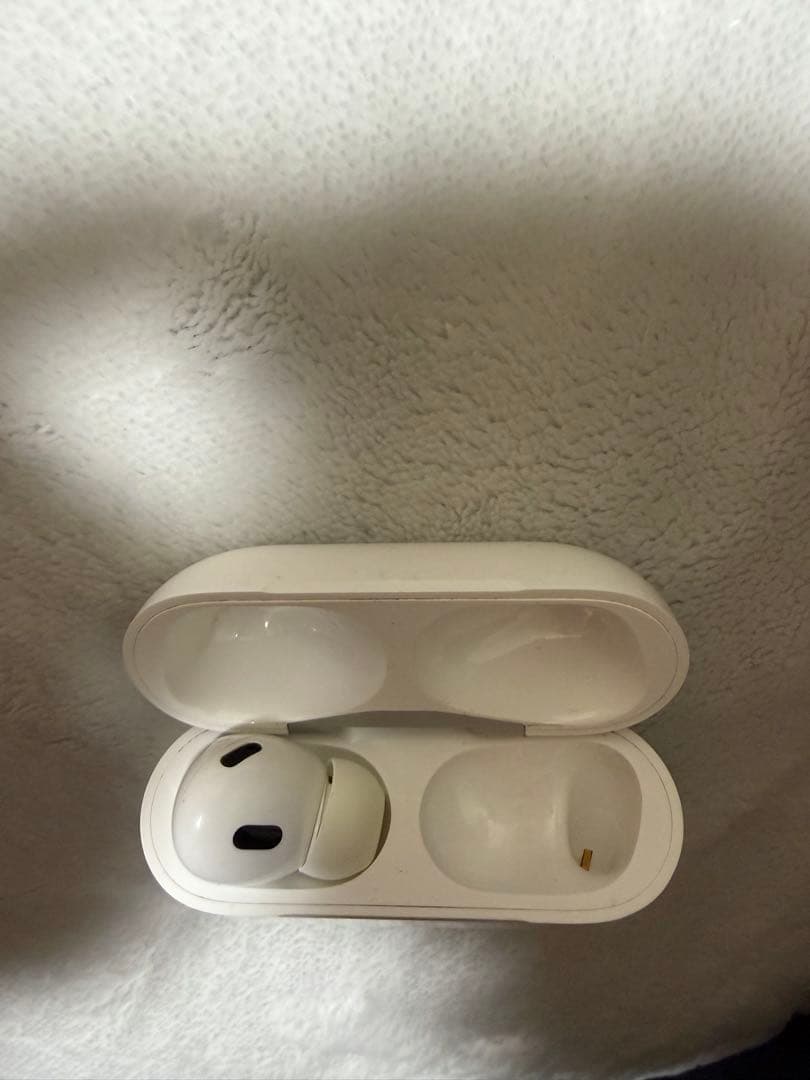 AirPods Pro 2本体 ホワイト左耳　本体