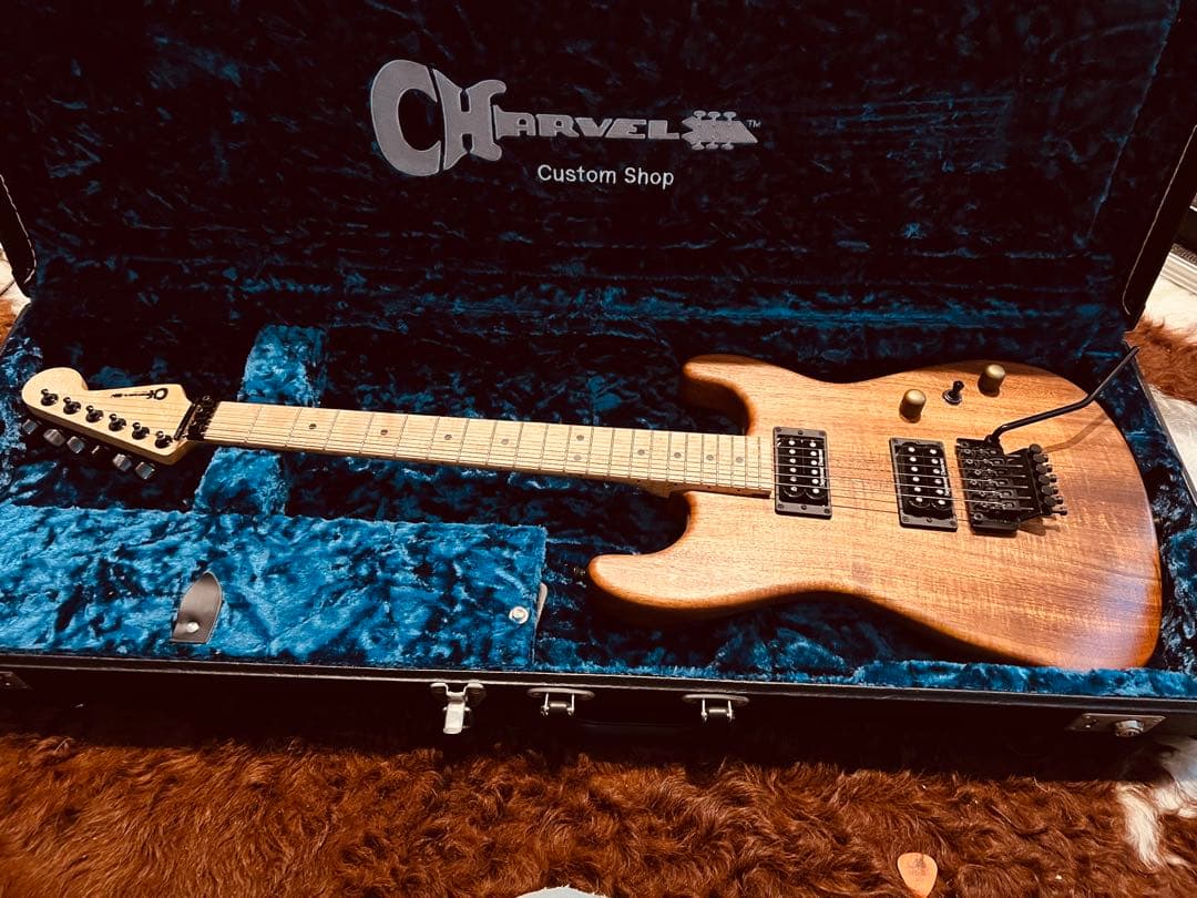 Charvel San Dimas Custom Shop KOAフレイム