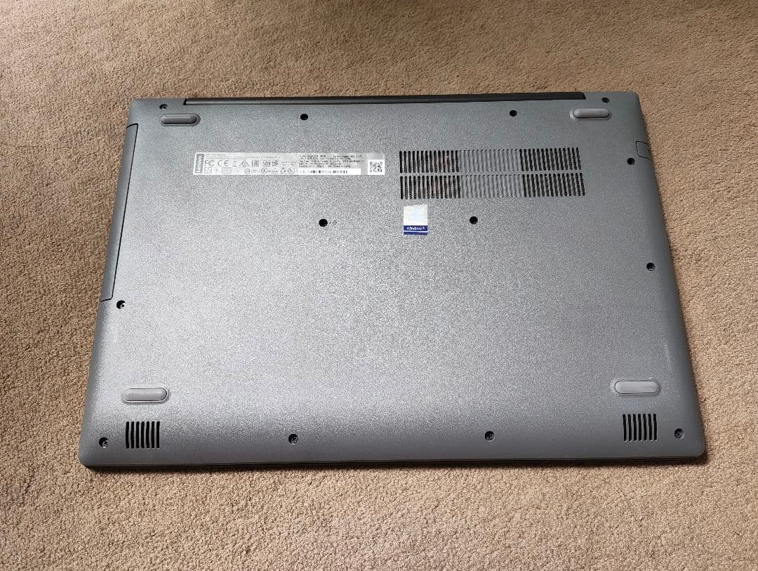 Lenovo ideapad 320 ノートPC