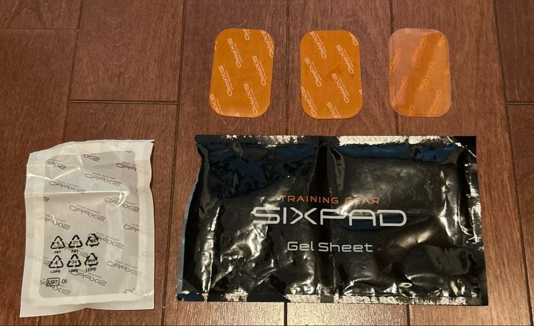 SIXPAD EMS腹筋トレーニング器具 ゲル3枚あり