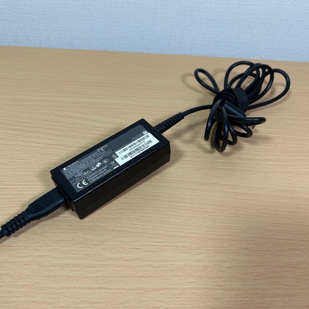 美品 東芝 TOSHIBA dynabook B65/HS i5 DVD 15型