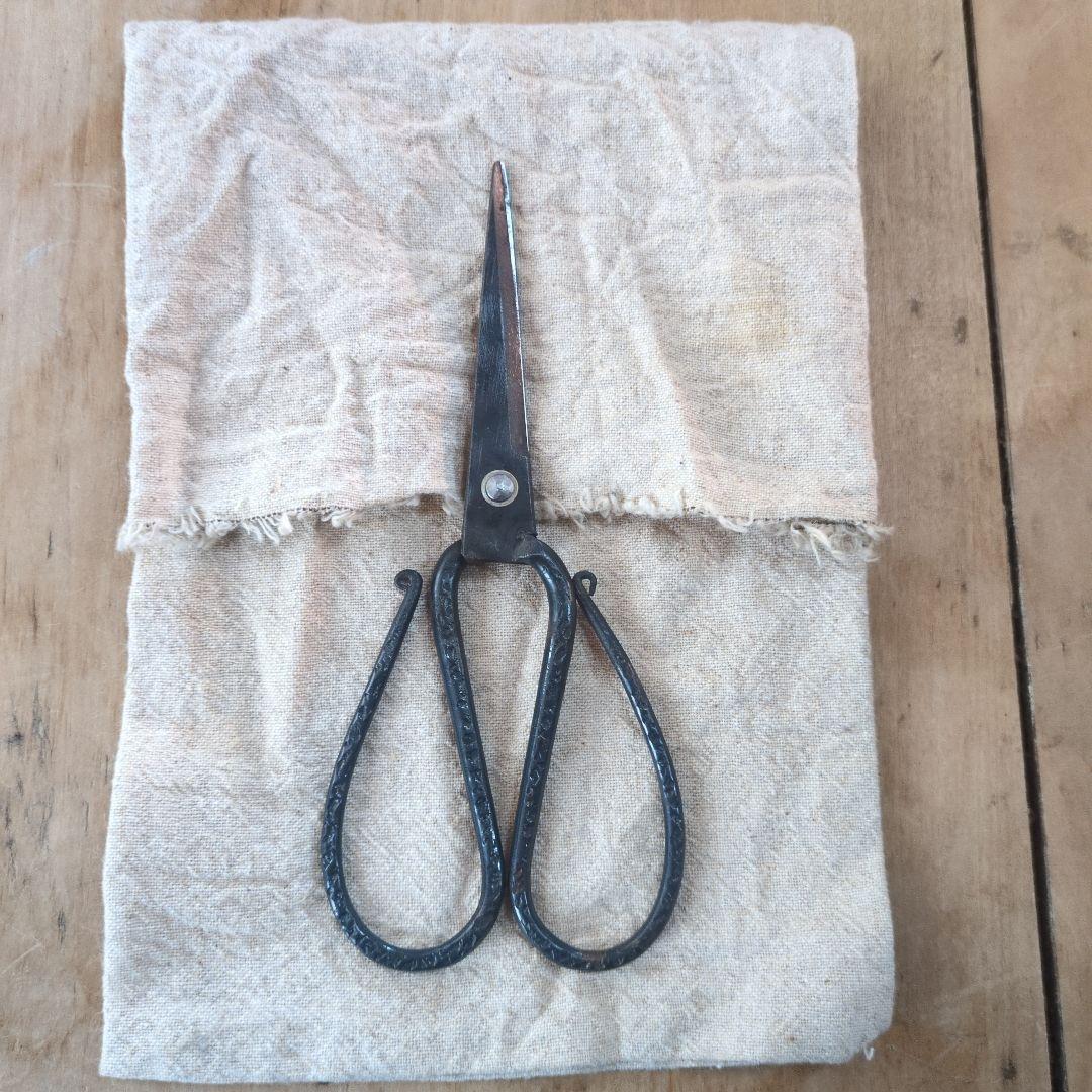 TAjiKA SHEARS 　鋏　ハサミ　はさみ　中古