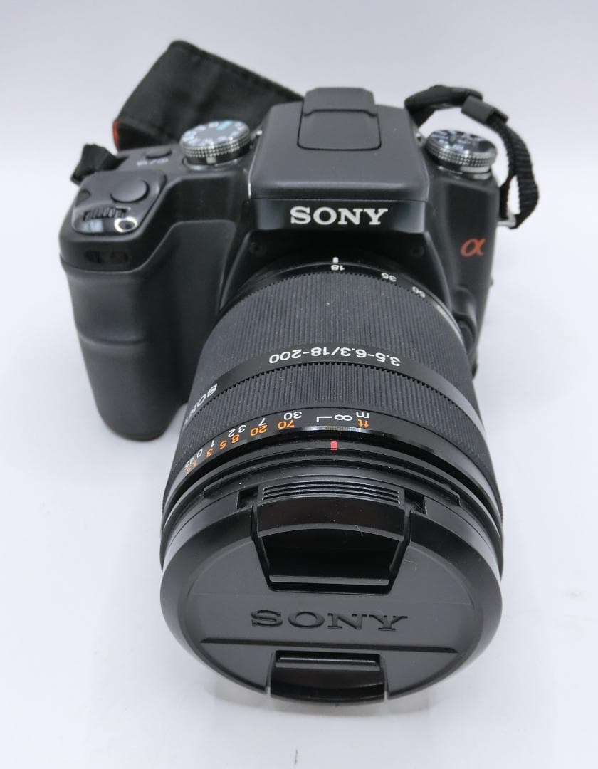 B 　カメラ　SONY　α１００　付属品、ケース、箱、説明書あり　動作確認済