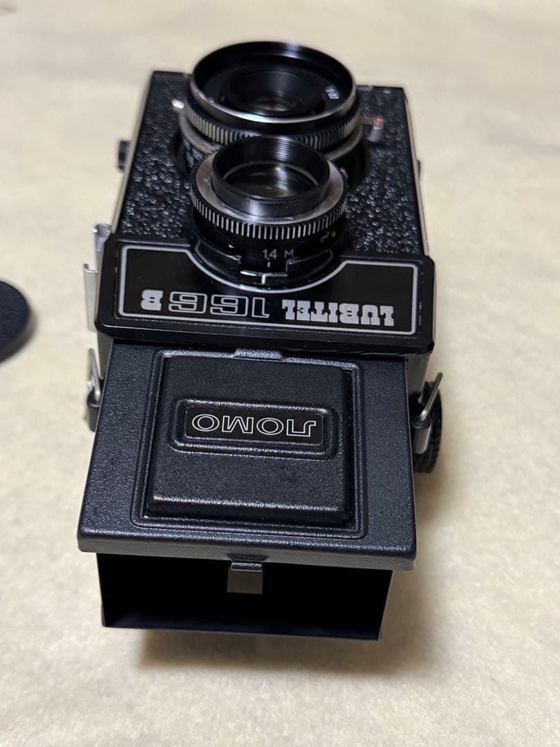 LOMO LUBITEL 166B 二眼レフカメラ 専用ケース付き