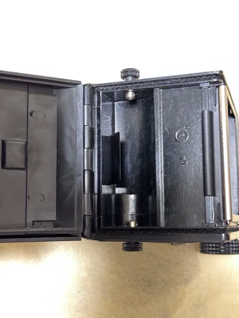 LOMO LUBITEL 166B 二眼レフカメラ 専用ケース付き