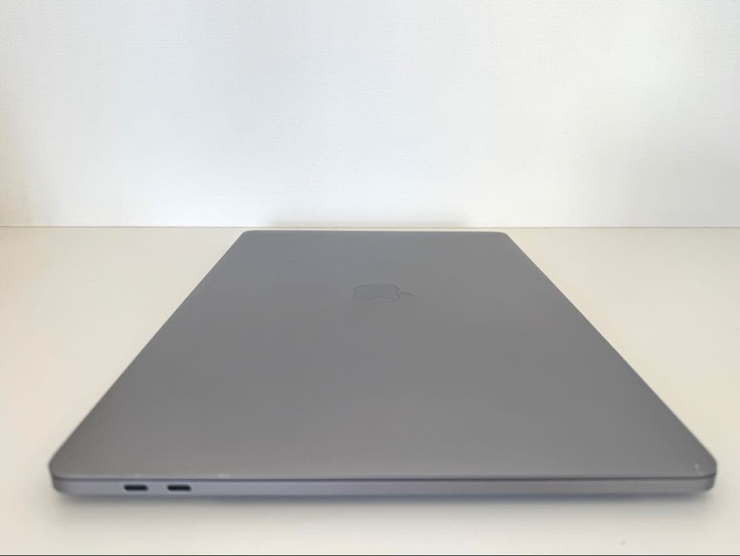MacBook Pro 2018 15インチ i9 メモリ32GB A1990