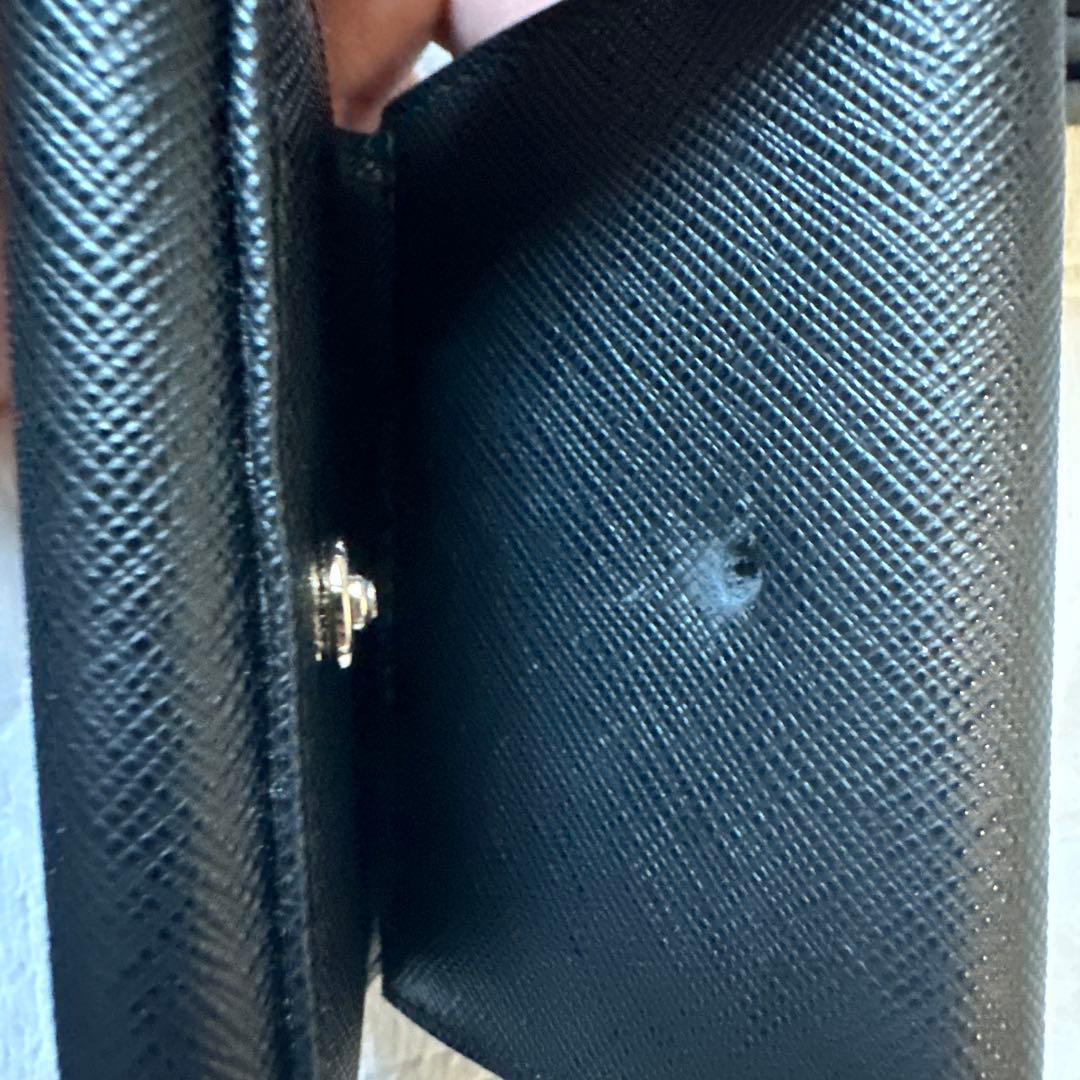 PRADA 三折財布