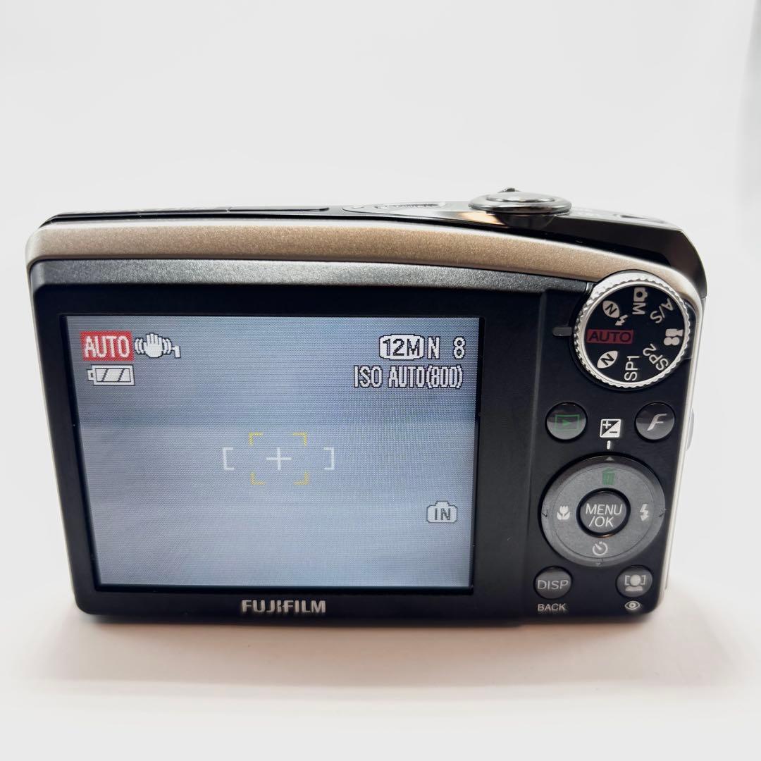 【美品】FUJIFILM FinePix F50fd シルバー デジタルカメラ