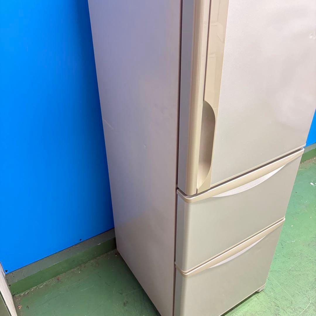 820 日立　中型冷蔵庫　200L〜300L 小型　一人暮らし　右開き　3ドア