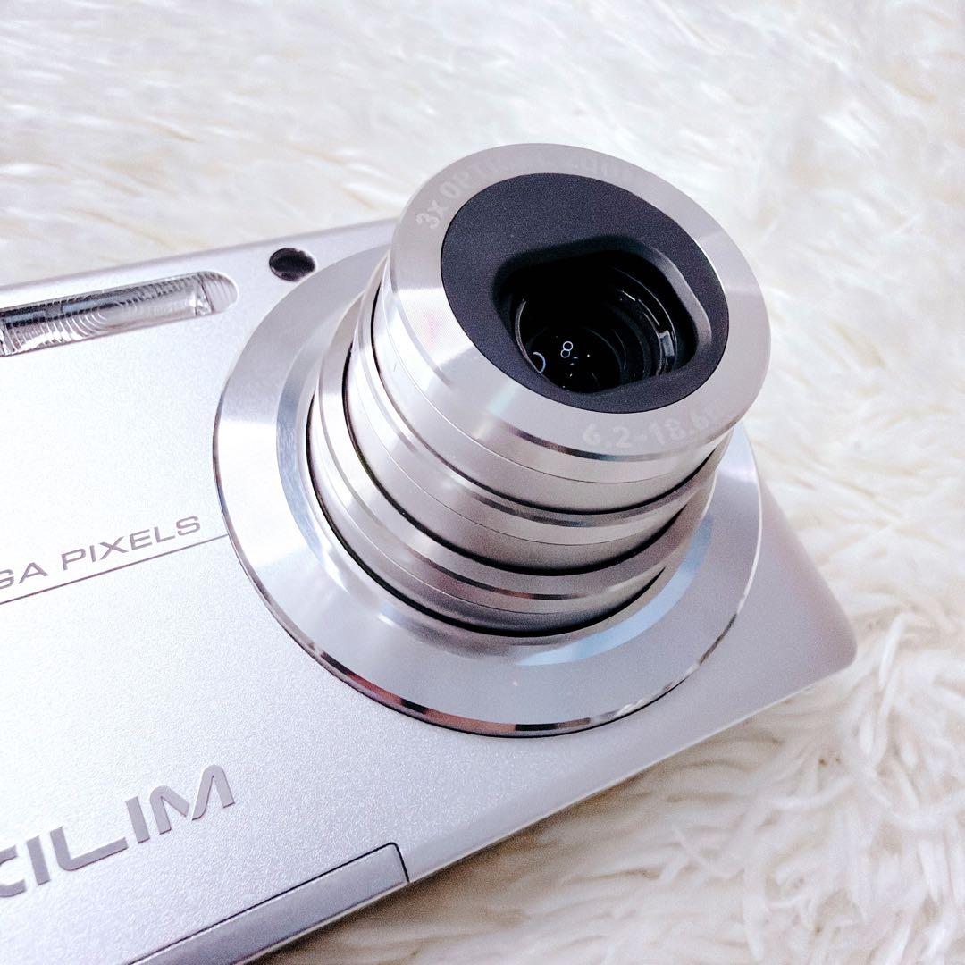 【美品】CASIO カシオ EXILIM EX-Z600 専用充電クレードル付